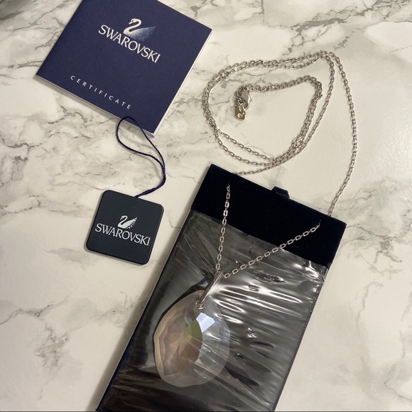 Swarovski Large Crystal Pendant Necklace - Picture 3 of 5